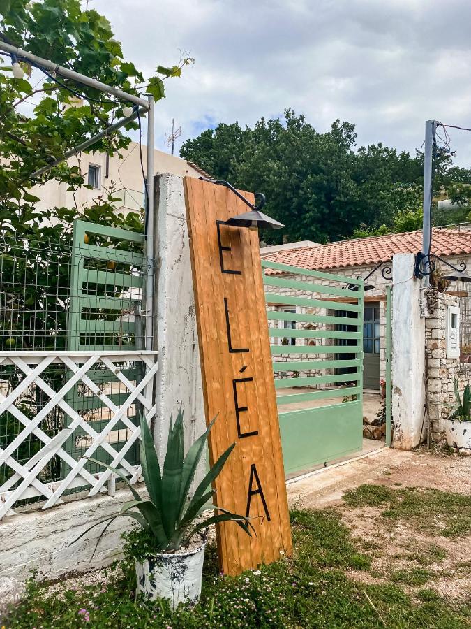 Elea Guesthouse Himarë Dış mekan fotoğraf